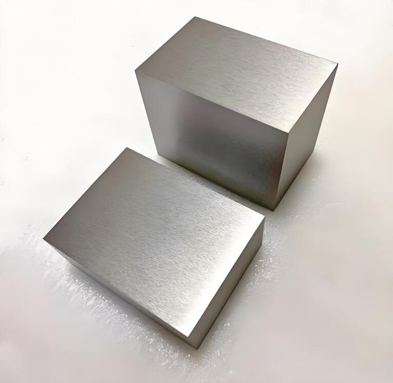 Titanium smedet blok